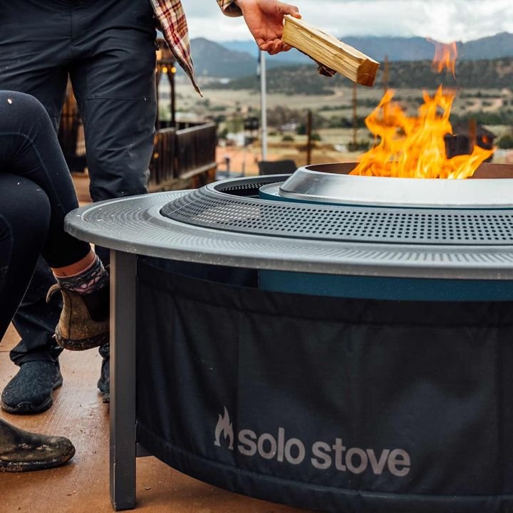 Solo Stove static Meta ad: Backyard gathering identity